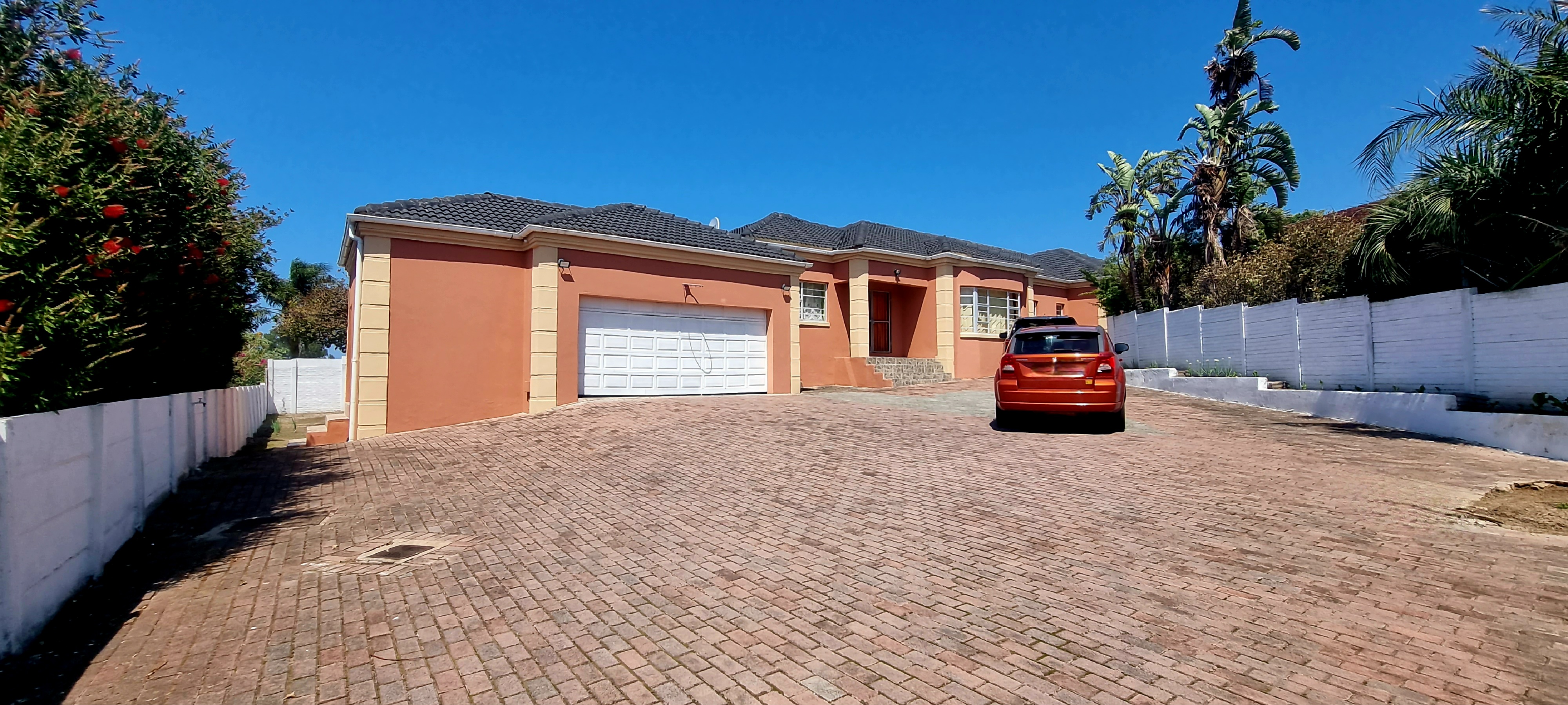 5 Bedroom Property for Sale in Beacon Bay North Eastern Cape